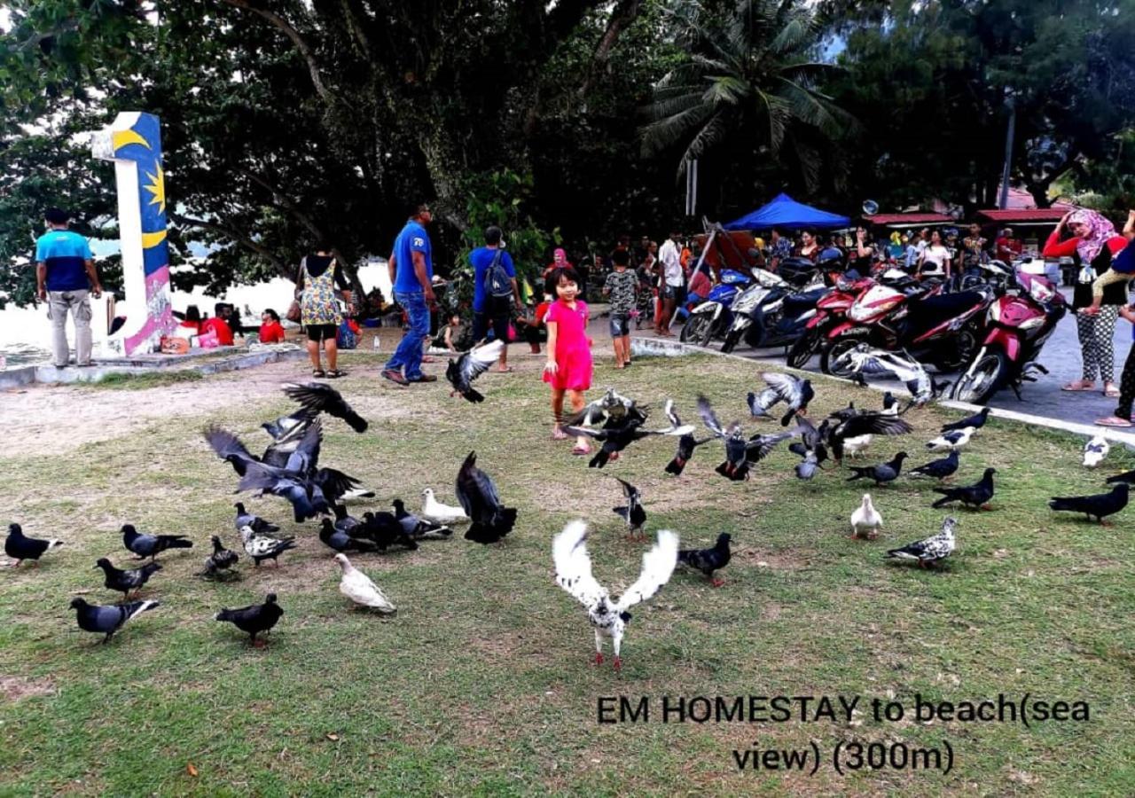 Em Homestay Pekan Pangkor Eksteriør bilde