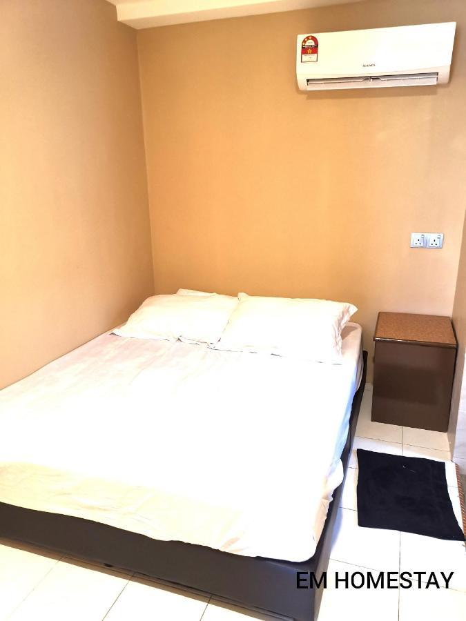 Em Homestay Pekan Pangkor Eksteriør bilde