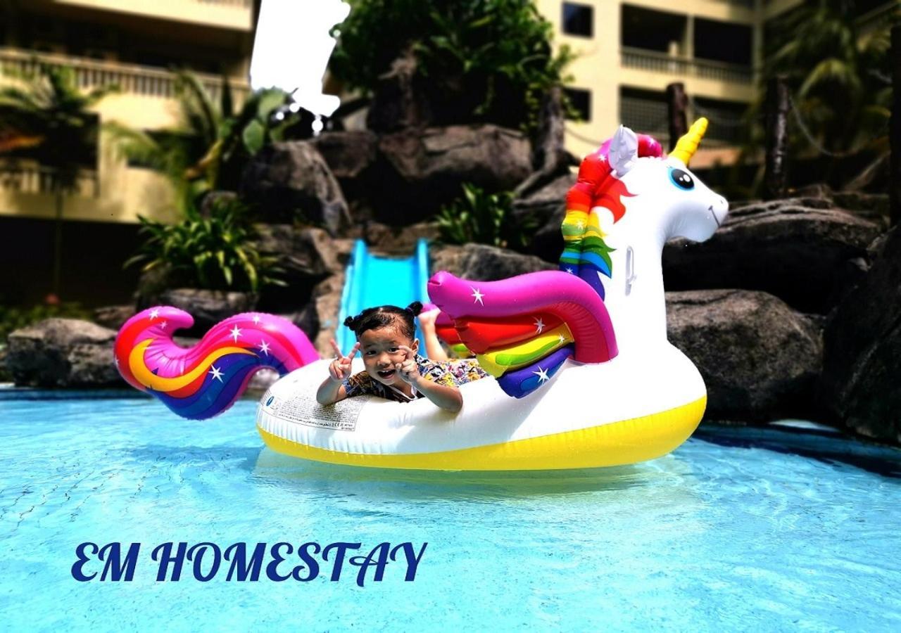 Em Homestay Pekan Pangkor Eksteriør bilde